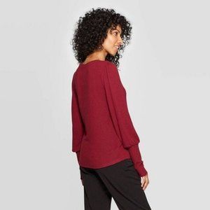 A new day Crewneck Drapey Top M